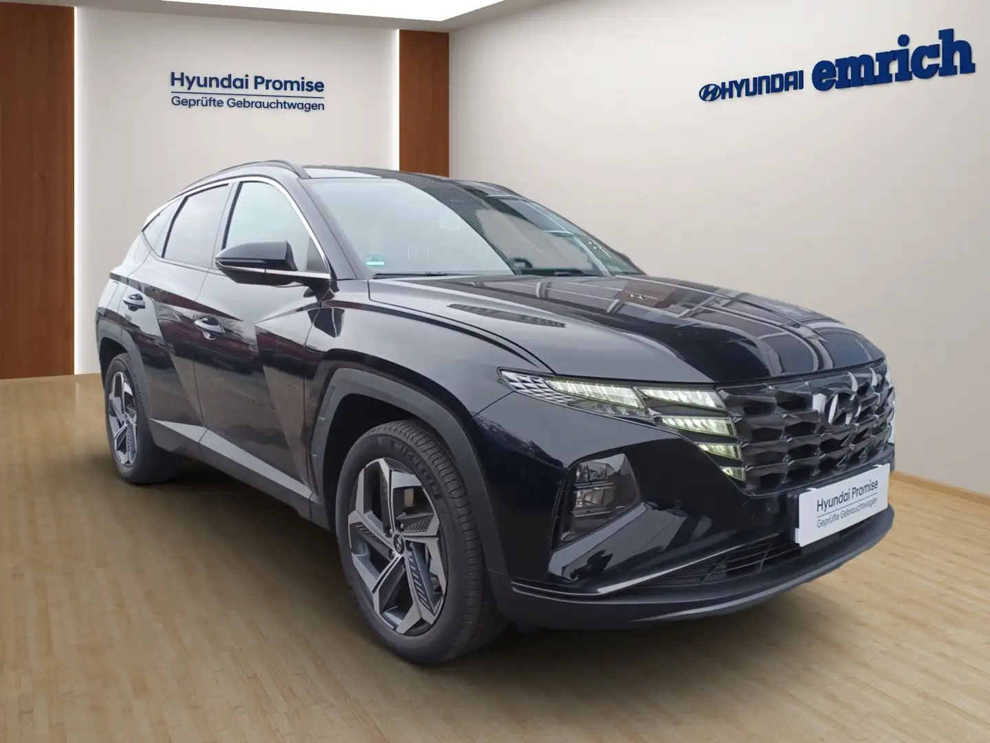 Hyundai TUCSON Trend Plug-In Hybrid 4WD Black - 2