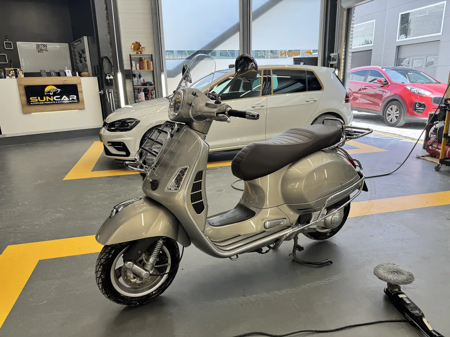 Vespa GTS Super 300 - 2