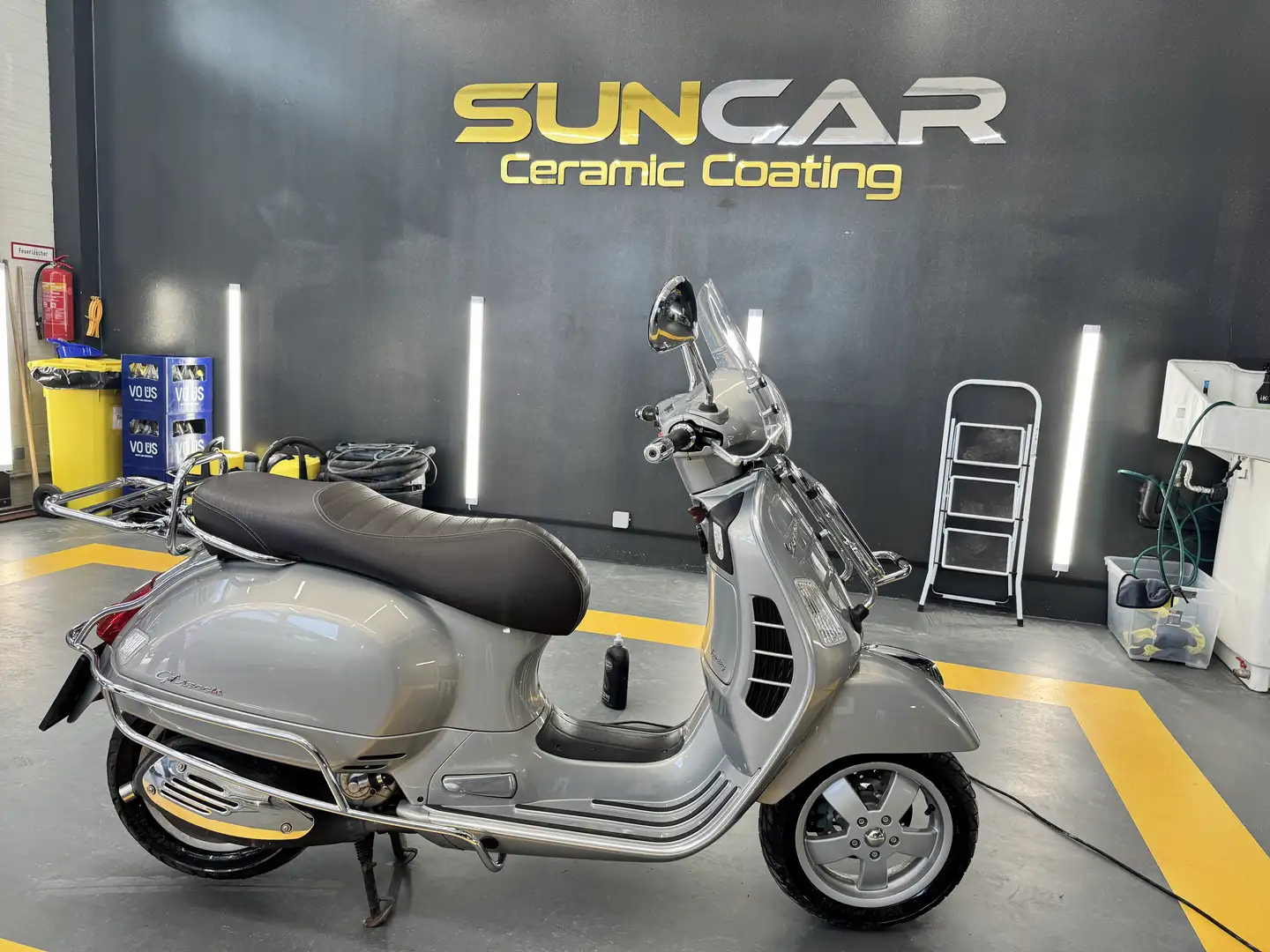 Vespa GTS Super 300 - 1