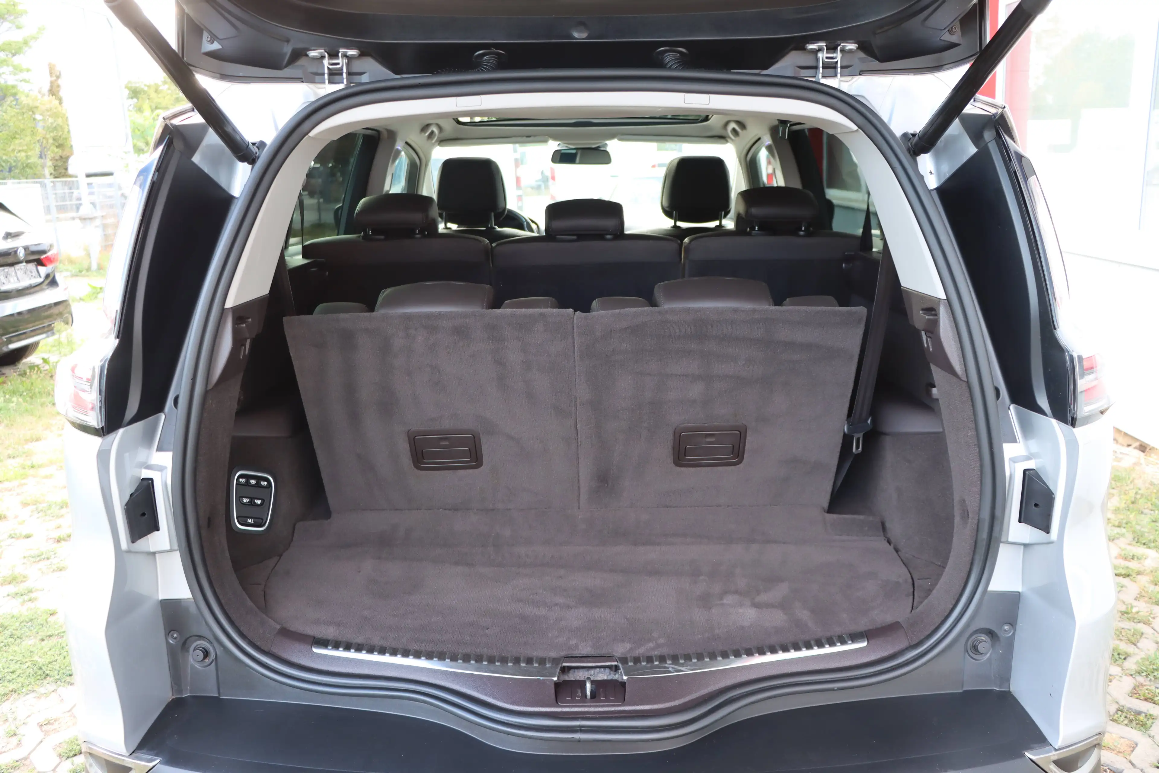 Renault Espace Life | 7-Sitzer | Panoramaglasdach | Arkamys Soundsystem | Bremsasisstent | LED | — photo 12