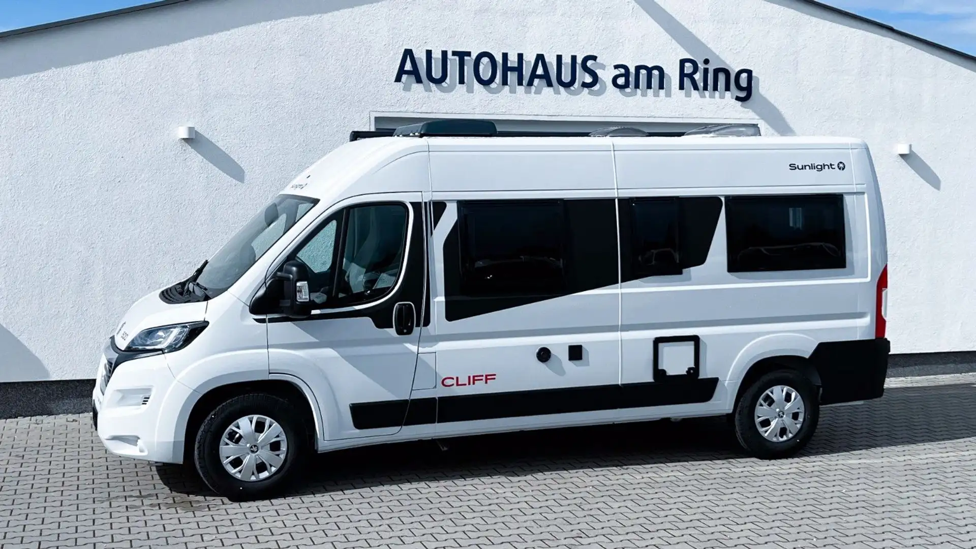 Sunlight Cliff640 Sat TV Multimedia Aktion Van,Snow,Go! Blanco - 1