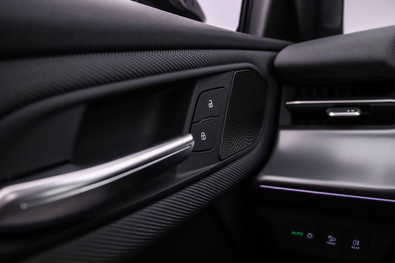 Audi Q3 Sportback 1.5 e-hybrid S edition | Panorama Dak | — photo 10
