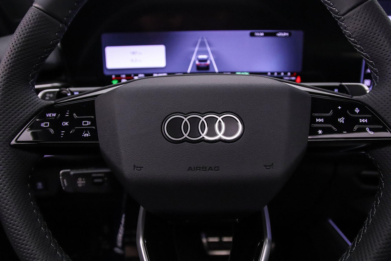 Audi Q3 Sportback 1.5 e-hybrid S edition | Panorama Dak | — photo 13