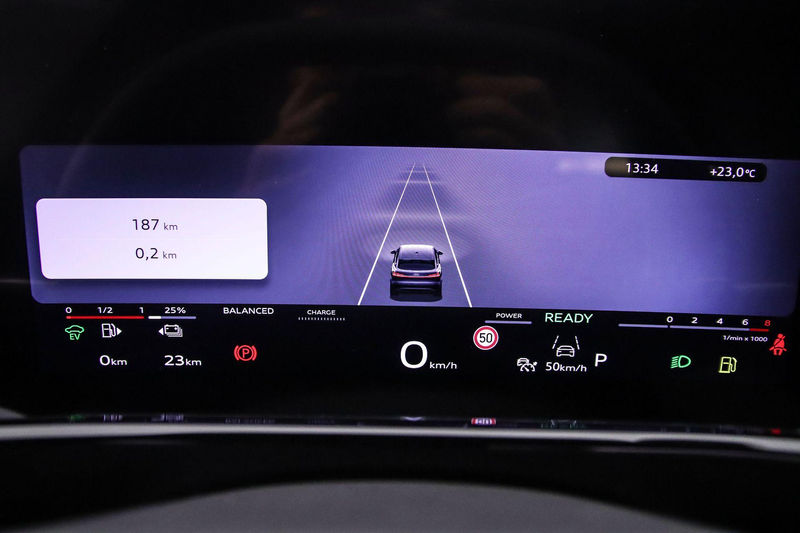 Audi Q3 Sportback 1.5 e-hybrid S edition | Panorama Dak | — photo 9