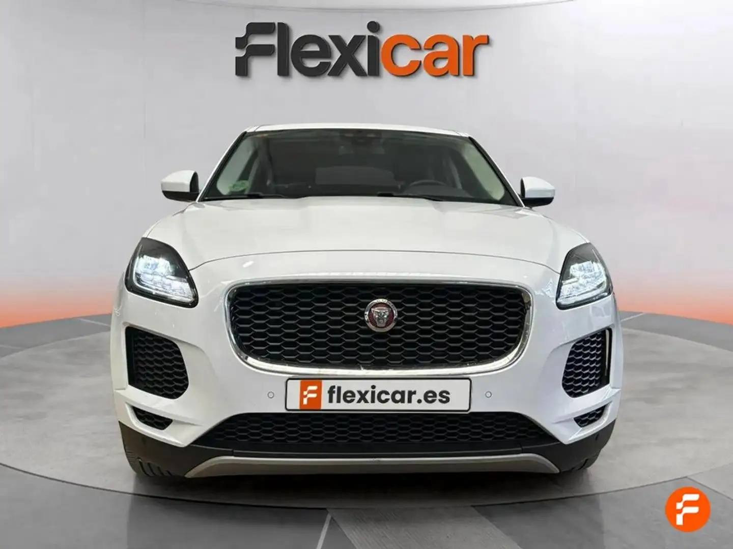 Jaguar E-Pace 2.0D 110kW R-Dynamic SE 4WD Amarillo - 2