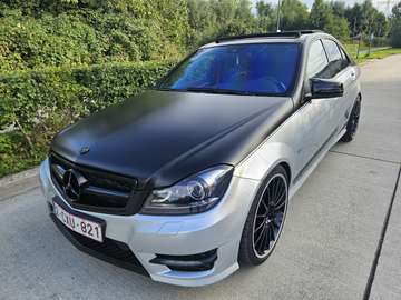 CDI 4-Matic FULL / AMG / Pano / H&K / 19"