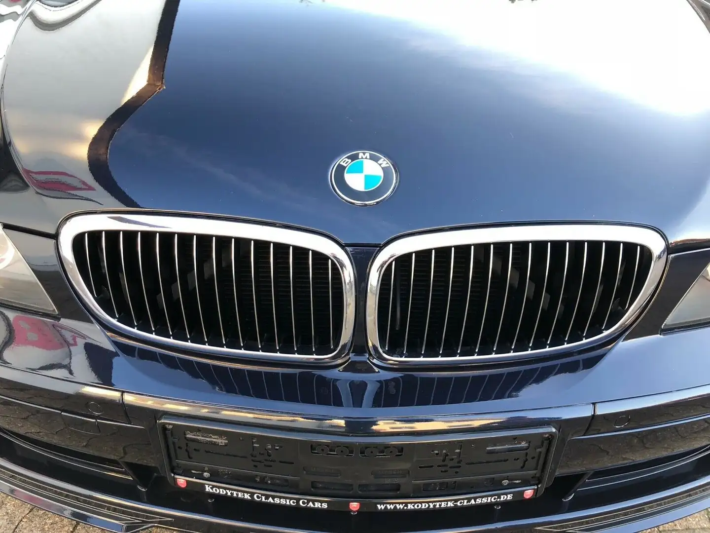 BMW 750 i Facelift Синій - 2