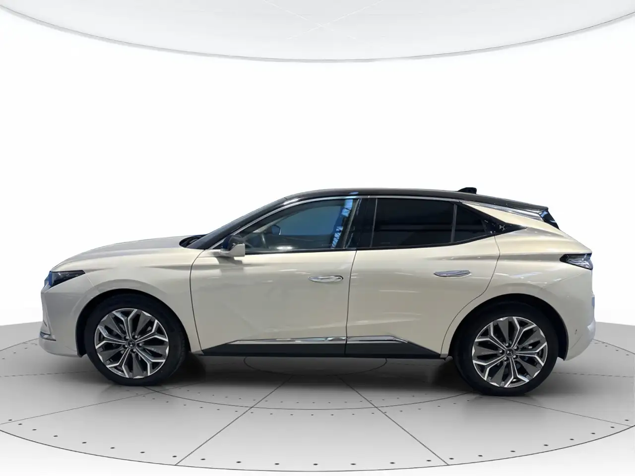DS Automobiles DS 4 2024
