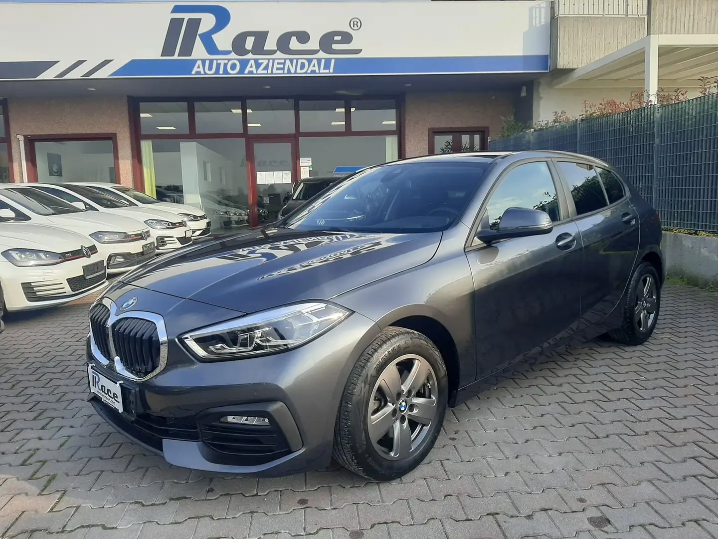 BMW 116 i ADVANTAGE LED MANUALE Wit - 1