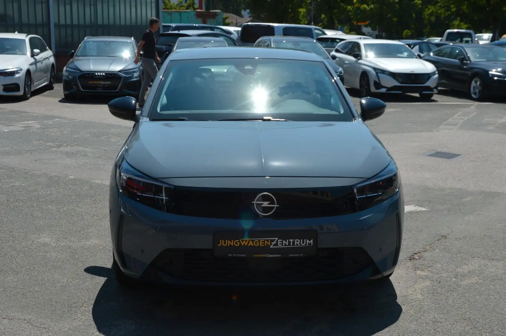 Opel Corsa F 1.2"KAMERA"SITZHZ"LED"CARPLAY"PDC"LM" Grau - 2