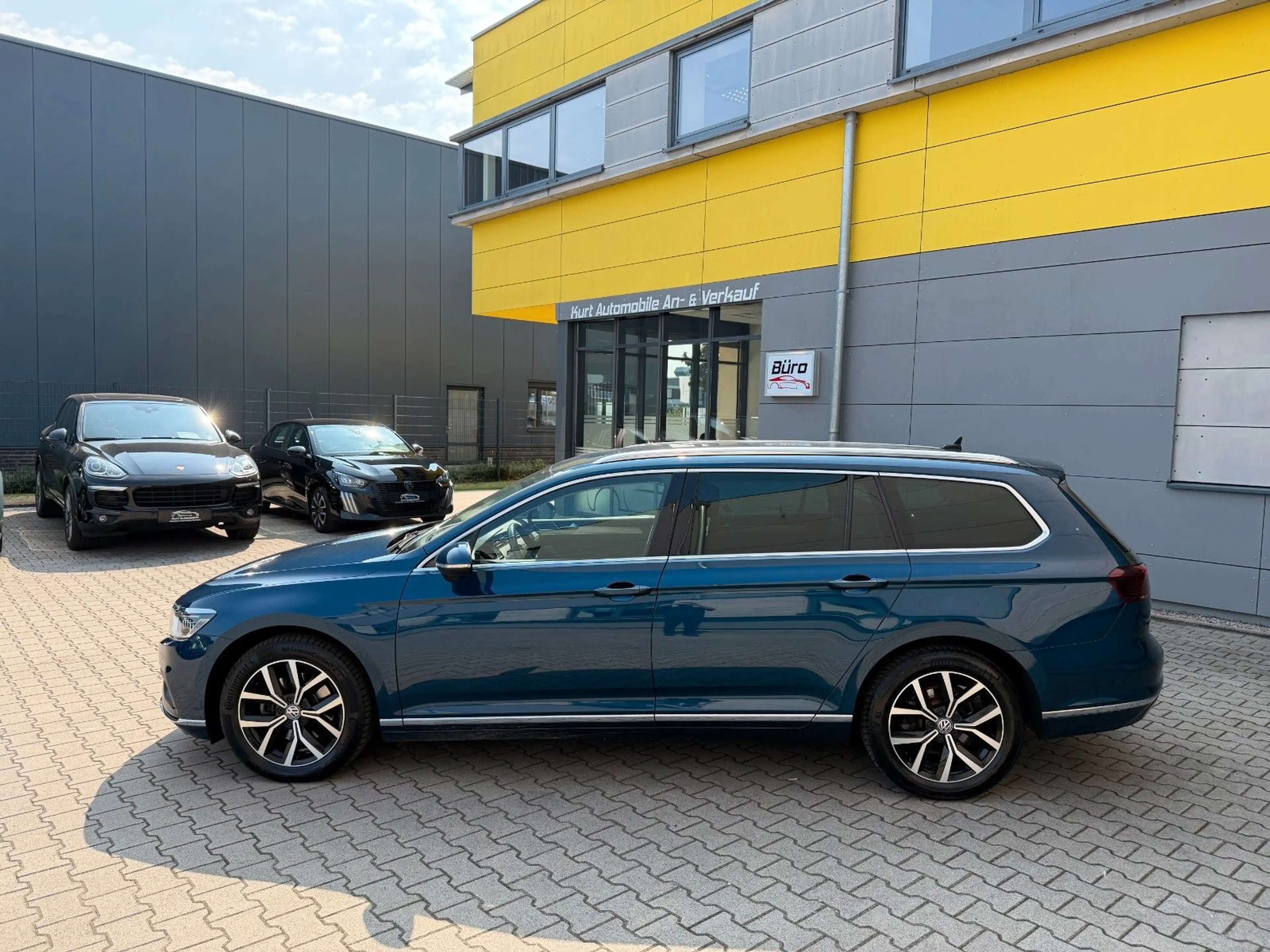 Volkswagen Passat Variant Passat 2.0 Variant Elegance LEDER/NAVI/LED/SHZ* — photo 7