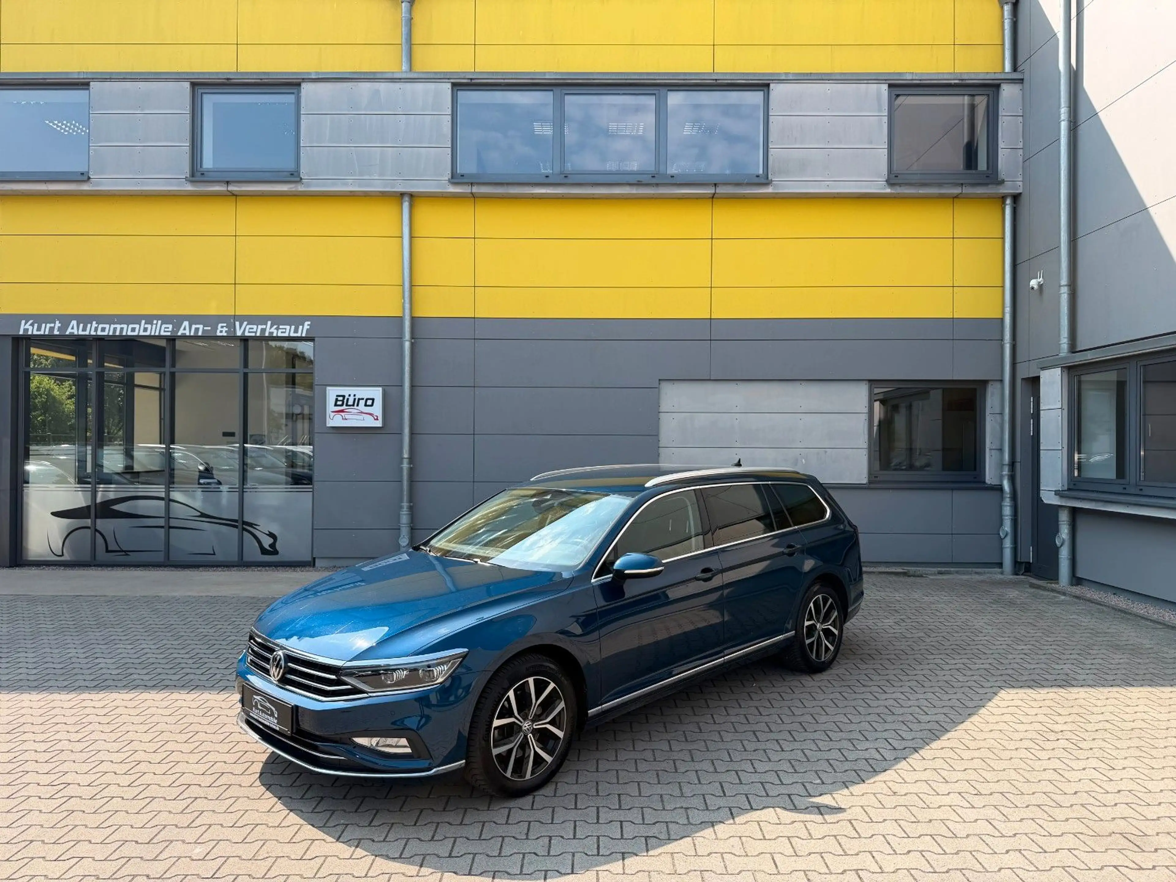 Volkswagen Passat Variant Passat 2.0 Variant Elegance LEDER/NAVI/LED/SHZ*