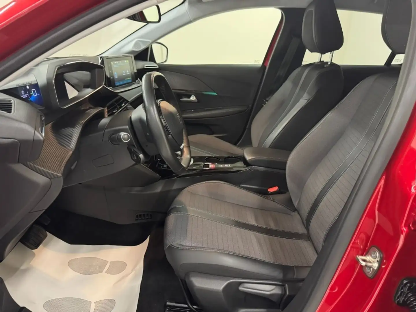 Peugeot 208 e- Allure Pack Rouge - 2