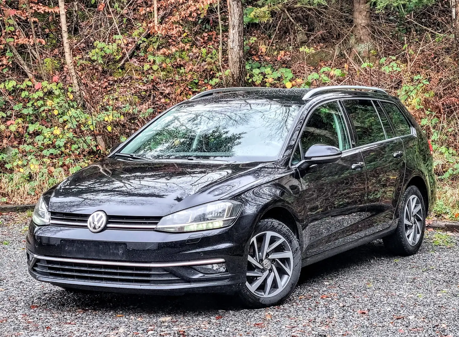 Volkswagen Golf Variant Golf1.6 CR TDi Automatique DSG / Navigation / ACC Zwart - 1