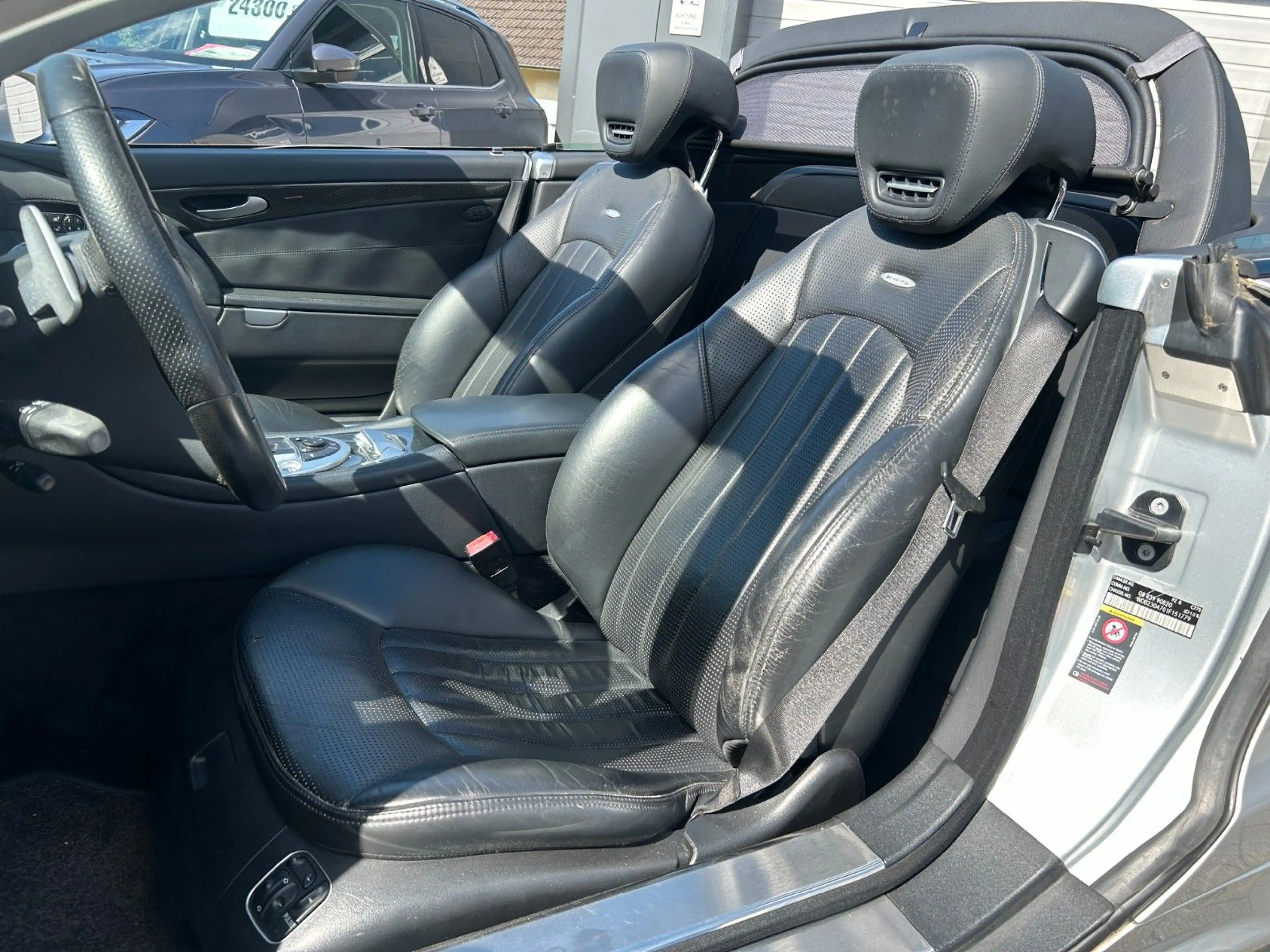 Mercedes-Benz SL 63 AMG Edition — photo 10