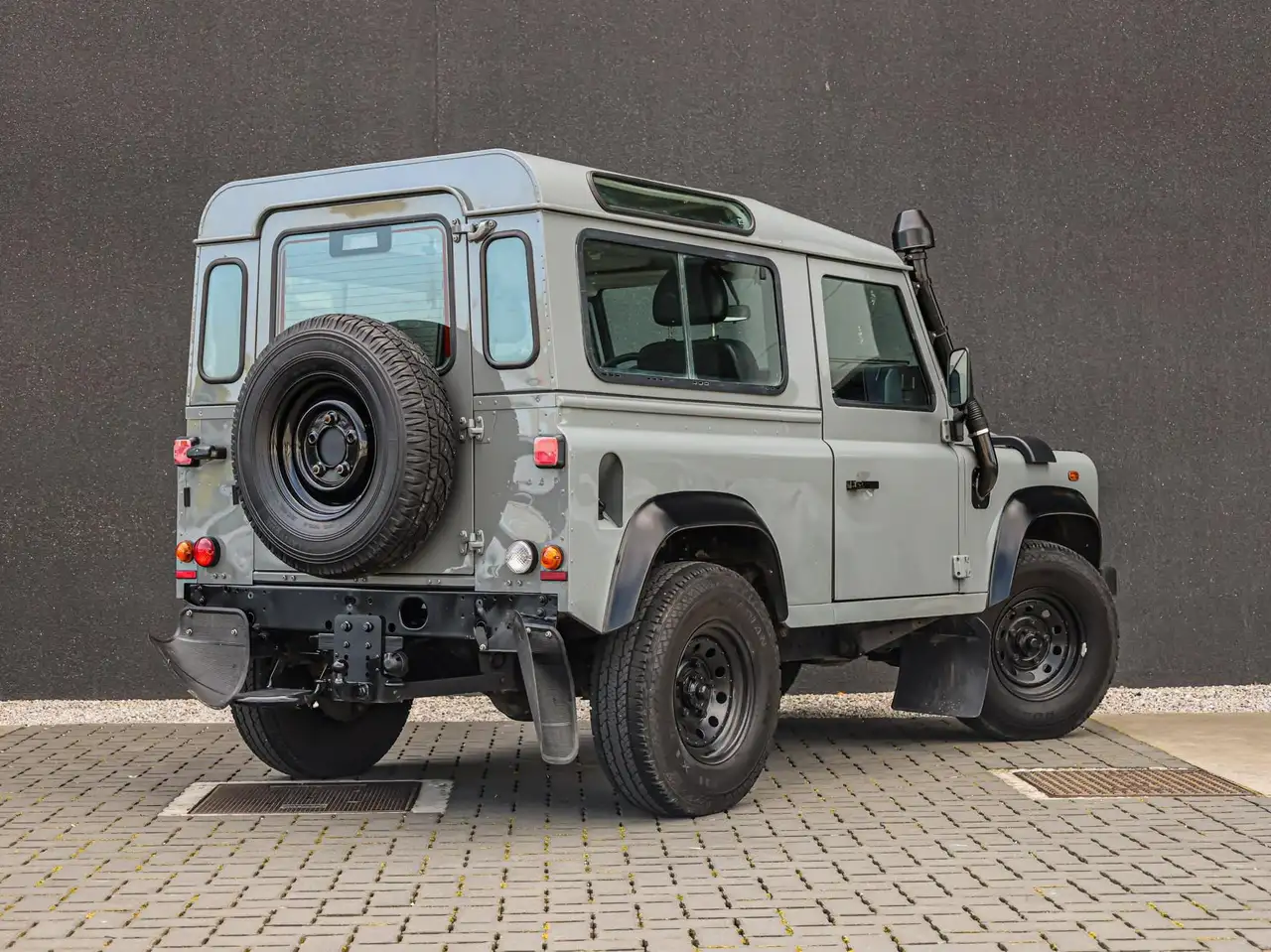 Land Rover Defender 2.2 TD4 Turbo-Lichte vracht — foto 6