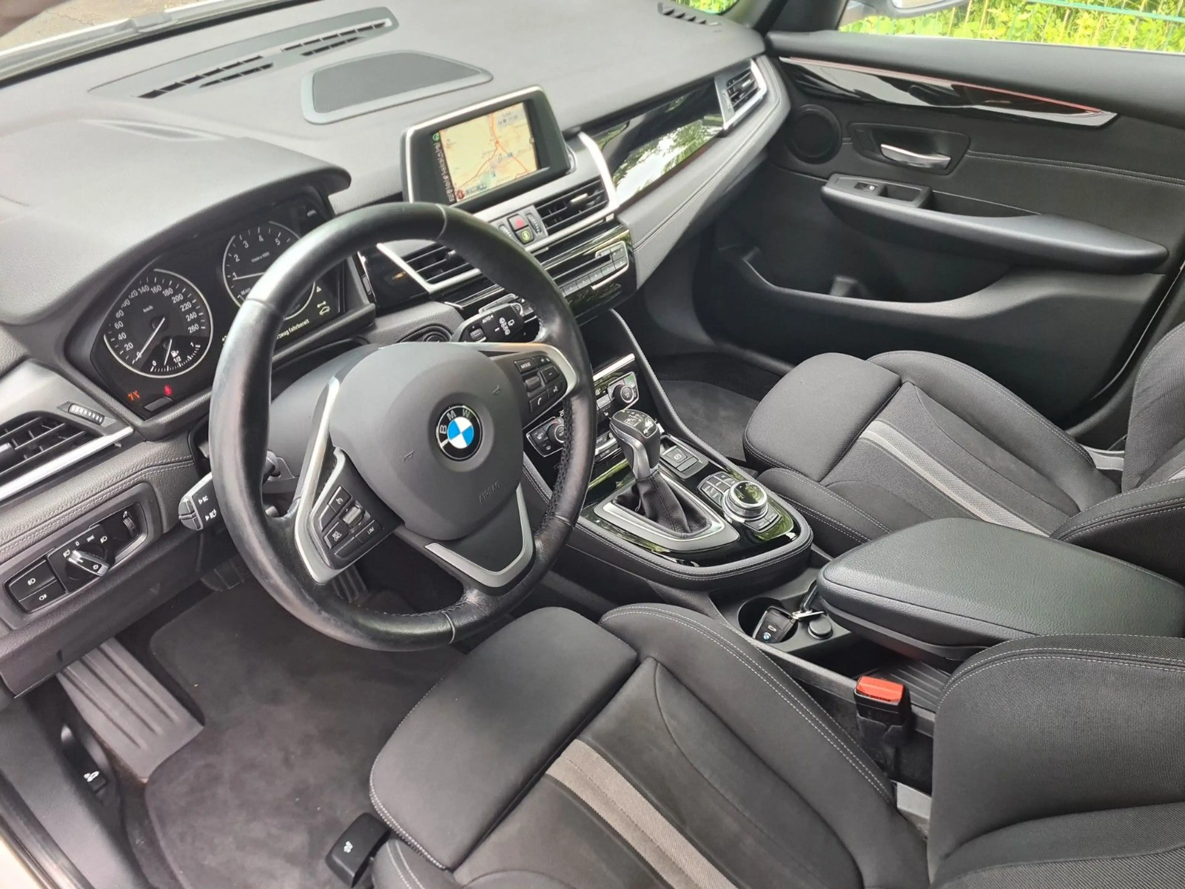 BMW 225 xe Active Tourer Sport Line *Garantie*Autom. — photo 9