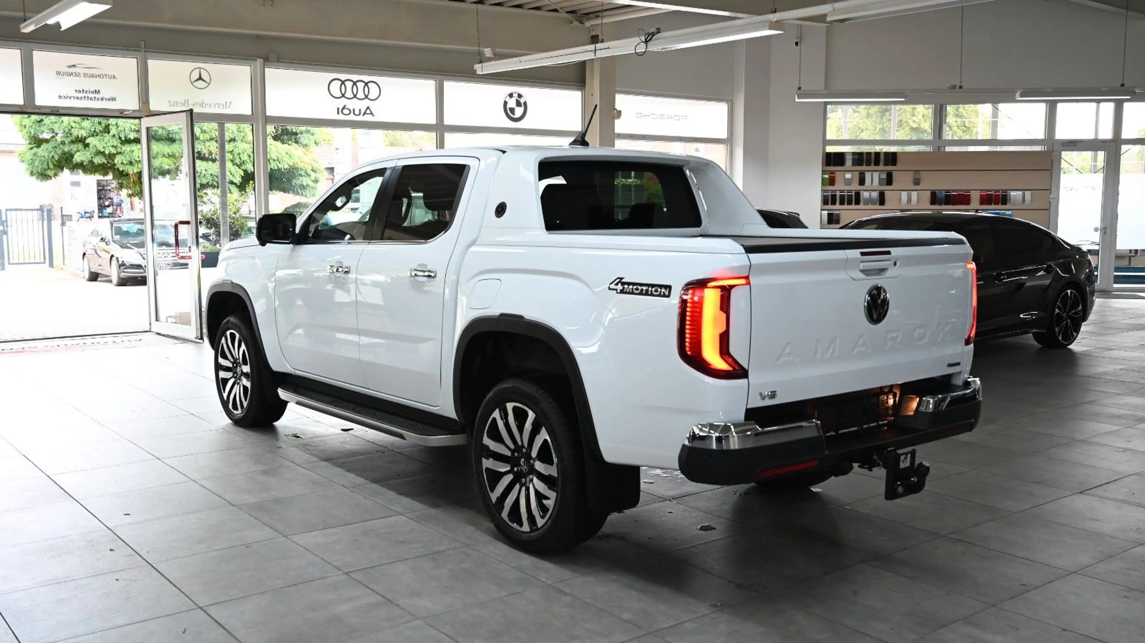 Volkswagen Amarok Aventura Doppelkabine 4Motion *1.HAND*LED — photo 4