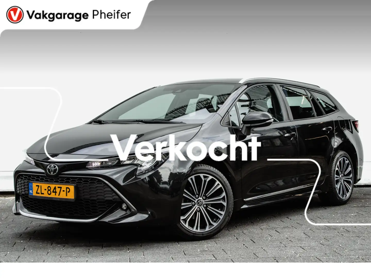 Toyota Corolla Touring Sports 1.2 Turbo First Edition Trekhaak/ N Zwart - 1