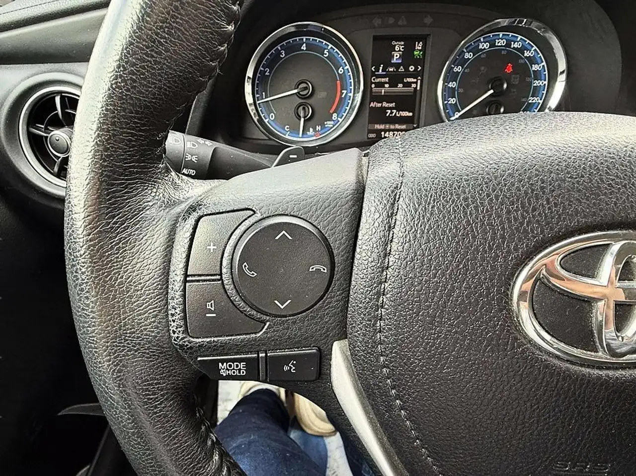 Toyota Corolla снимка Toyota Corolla