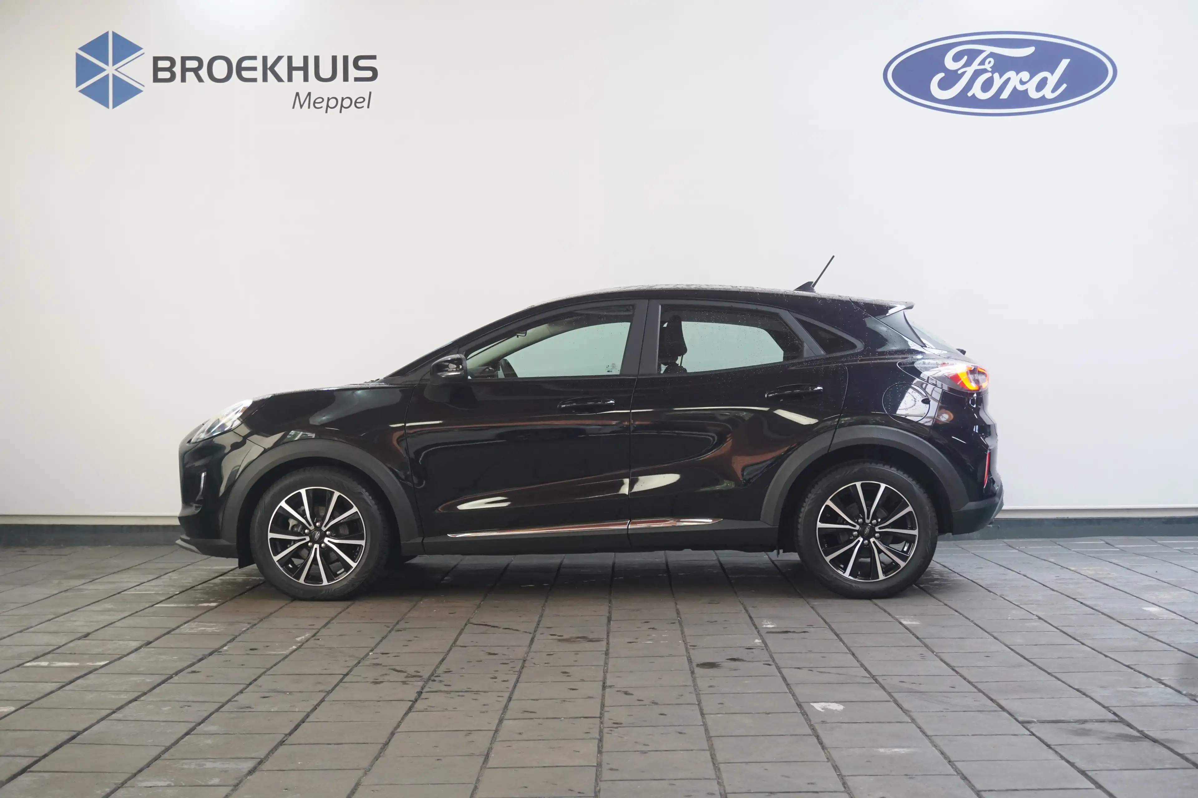 Ford Puma 1.0 EcoBoost Hybrid Titanium — photo 3