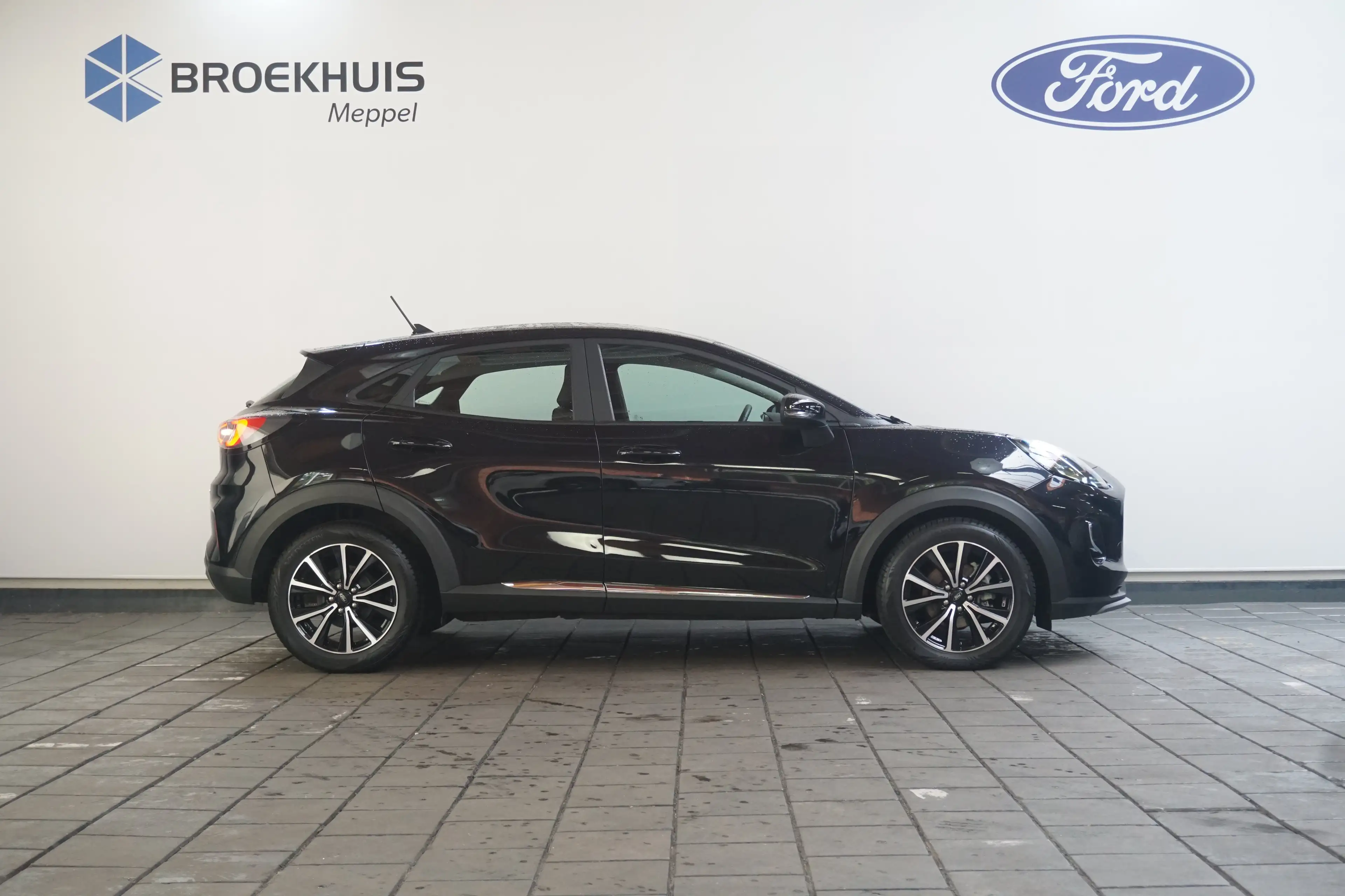 Ford Puma 1.0 EcoBoost Hybrid Titanium — photo 5