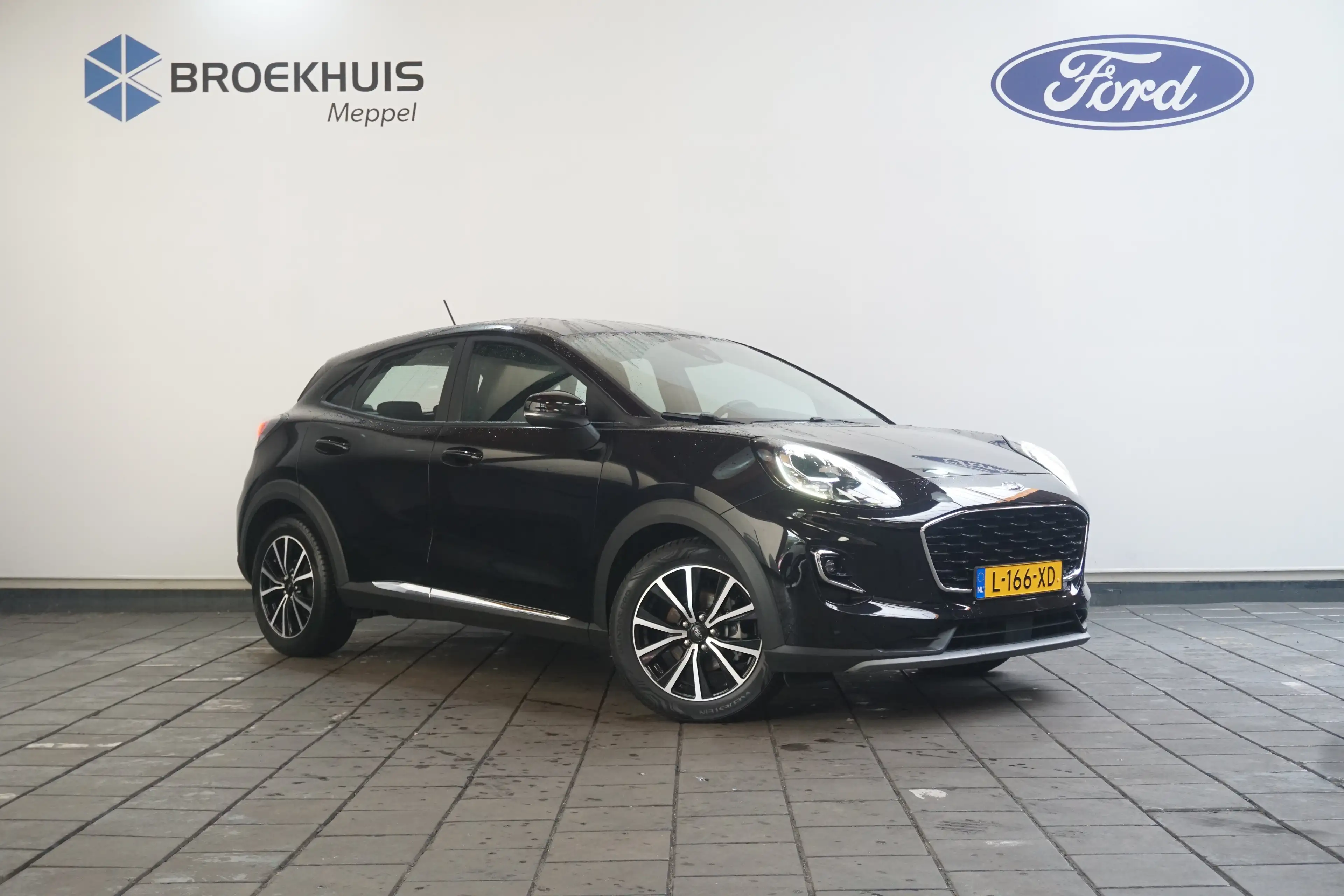 Ford Puma 1.0 EcoBoost Hybrid Titanium — photo 4