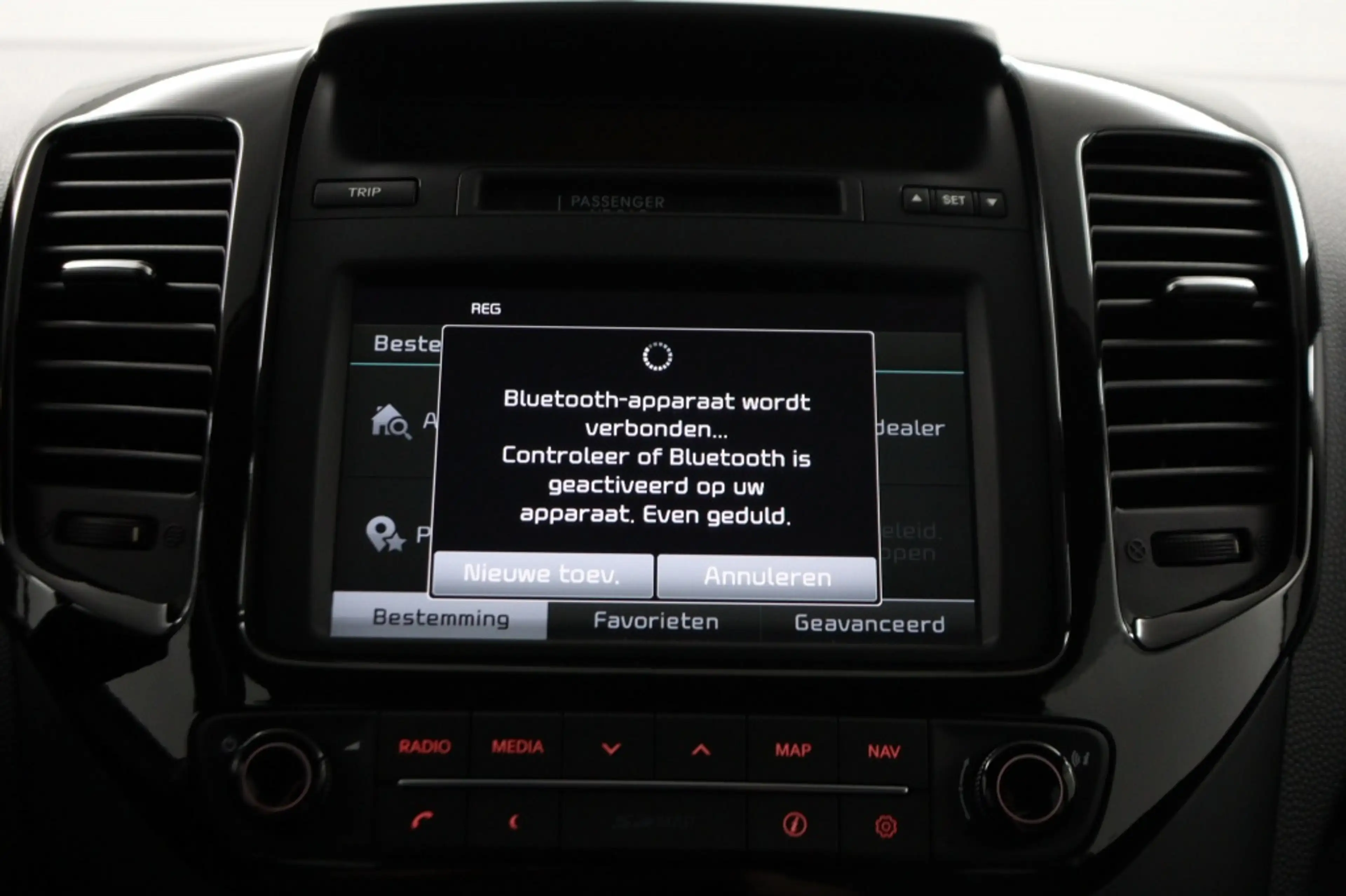 Kia Venga 1.4 CVVT FIRST EDTION ECC/CRUISE/NAV/CAMERA/PARK.S — photo 35