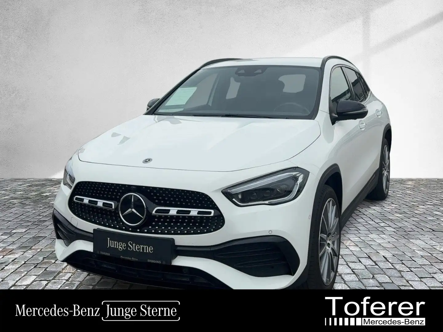 Mercedes-Benz GLA 250 e Off-Roader - 1