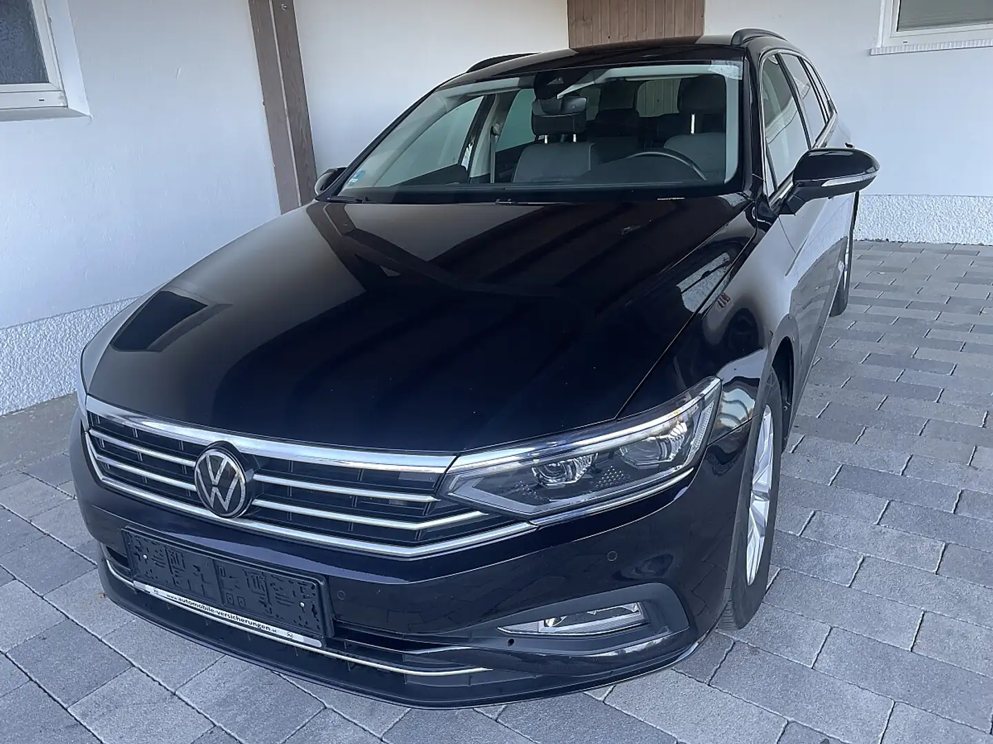 Volkswagen Passat Variant Business TDI DSG-MATRIX IQ LED-AHV-ACC-RFK-el. ... Schwarz - 2