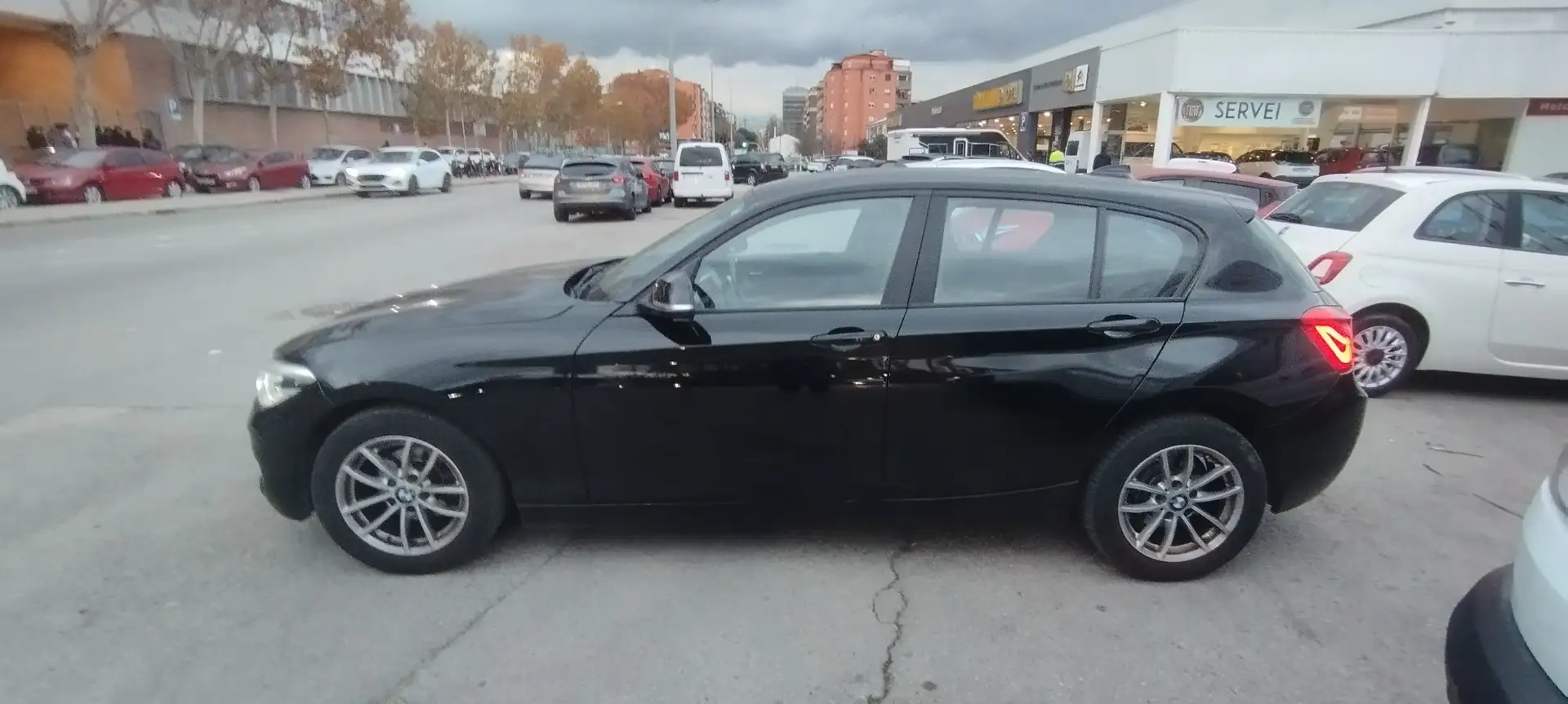 BMW 116 116d Negro - 2