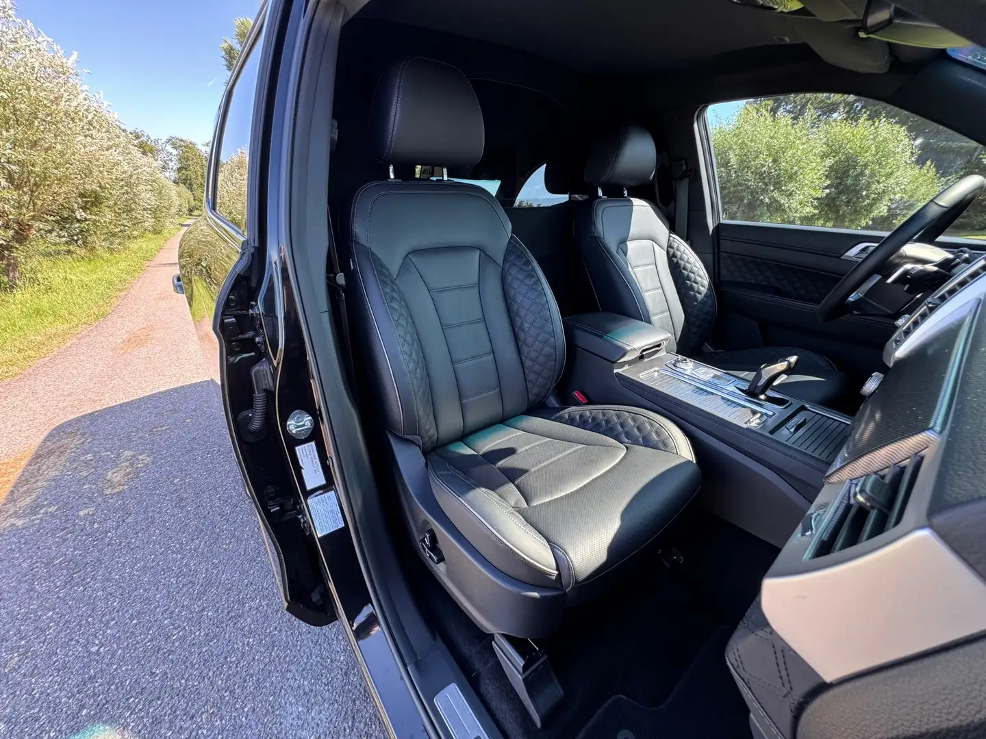 SsangYong Rexton 2.2 e-XDi Sapphire Automaat / 3.500 KG Trekgewicht Zwart - 2