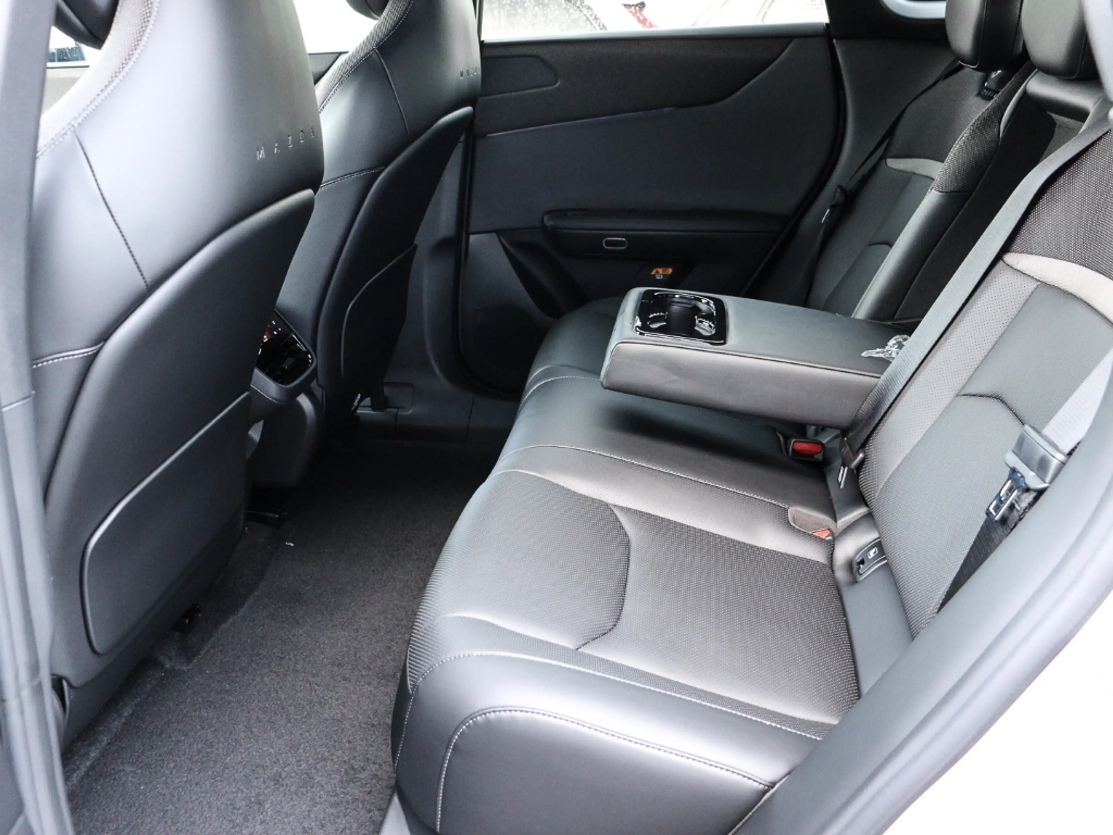 Mazda CX-6e All-new EV 258PS RWD Takumi 21-Zoll LEDER GLASDACH — photo 14