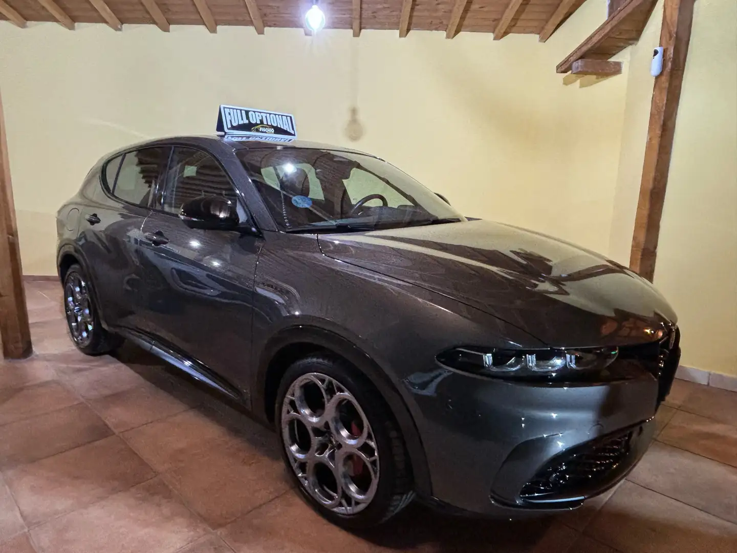 Alfa Romeo Tonale 1.5 hybrid Veloce 160cv tct7 PREZZO REALE Gri - 2