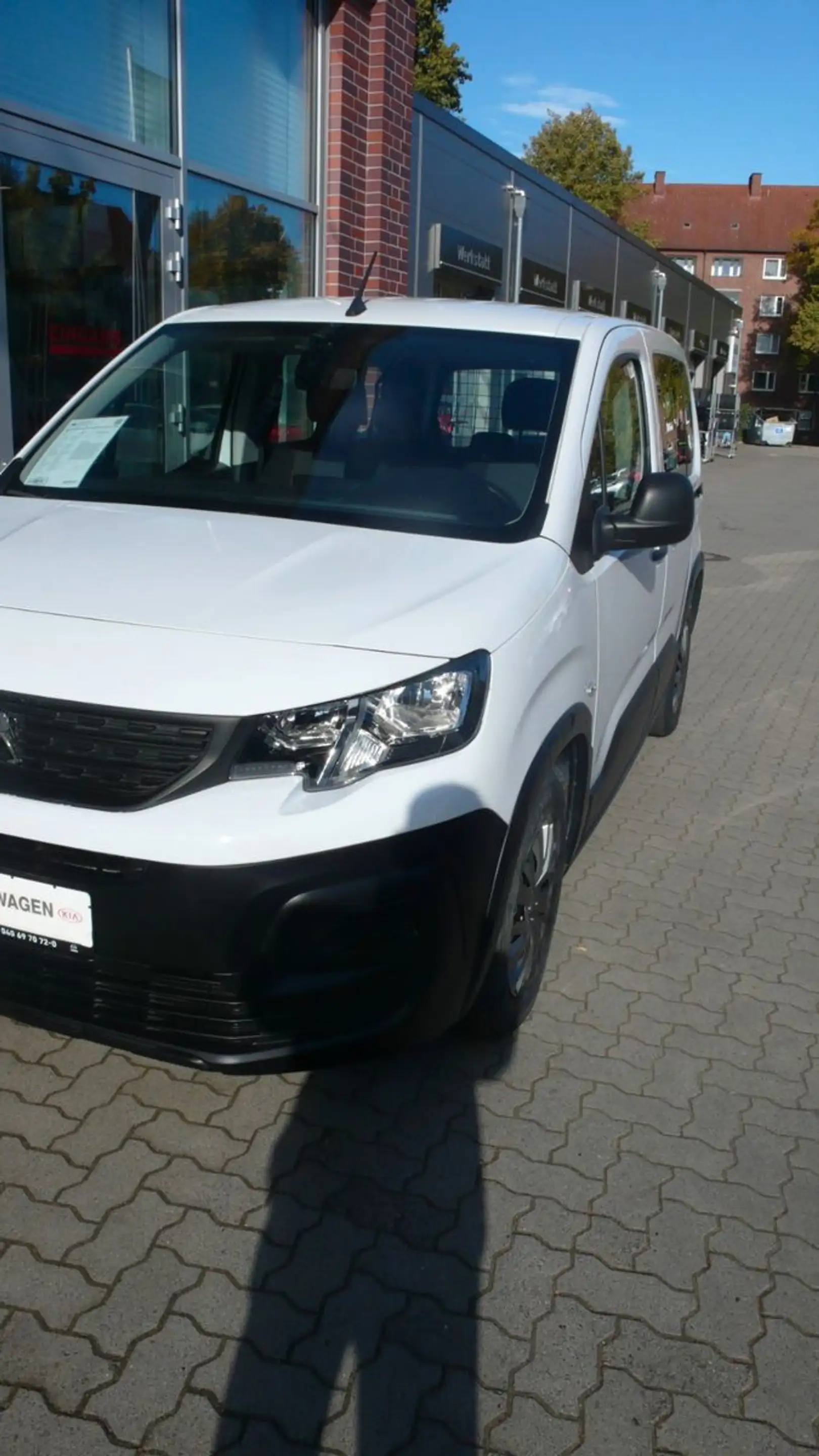 Peugeot Rifter Pure Tec 110 L1 Active Pack nur 7.526 KM — photo 6
