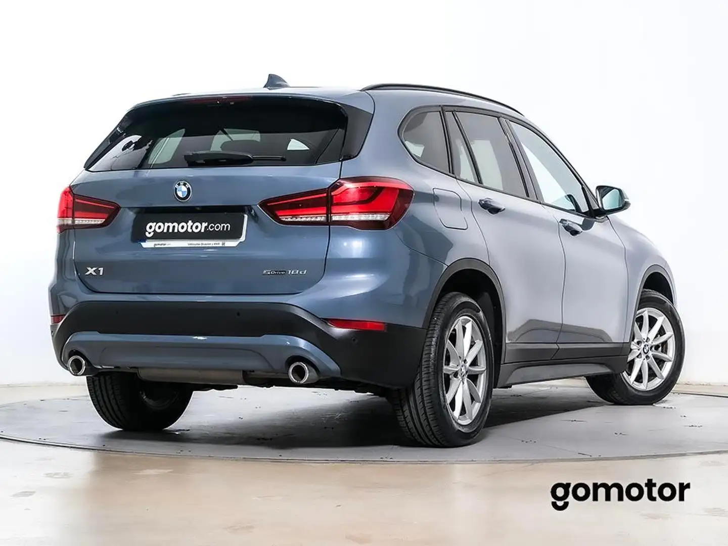 BMW X1 sDrive 18d (4.75) Grau - 2