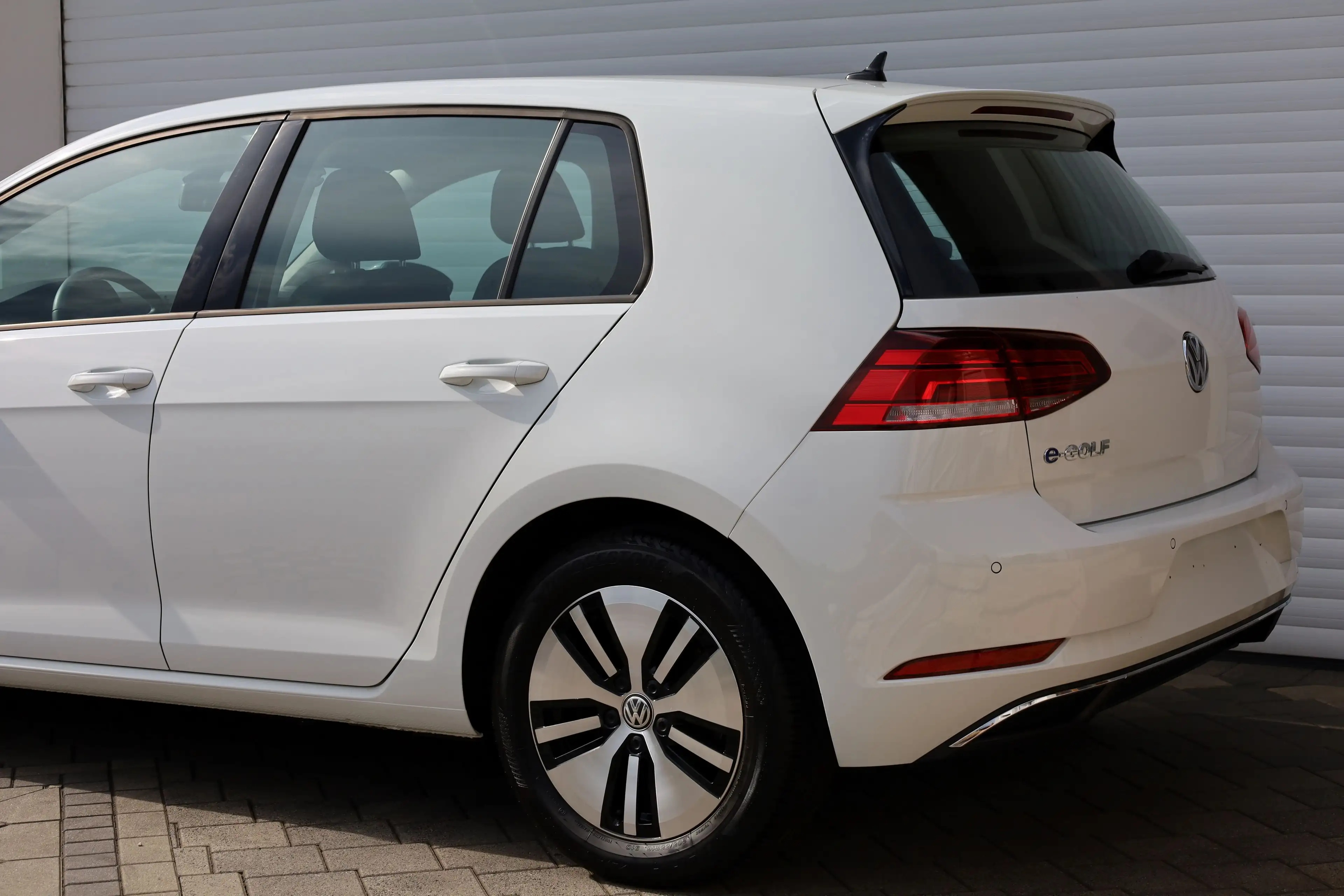 Volkswagen e-Golf COMFORT.*WÄRMEPUMPE-CCS-SHZ-KAMERA-NAVI-LED-APP — photo 13