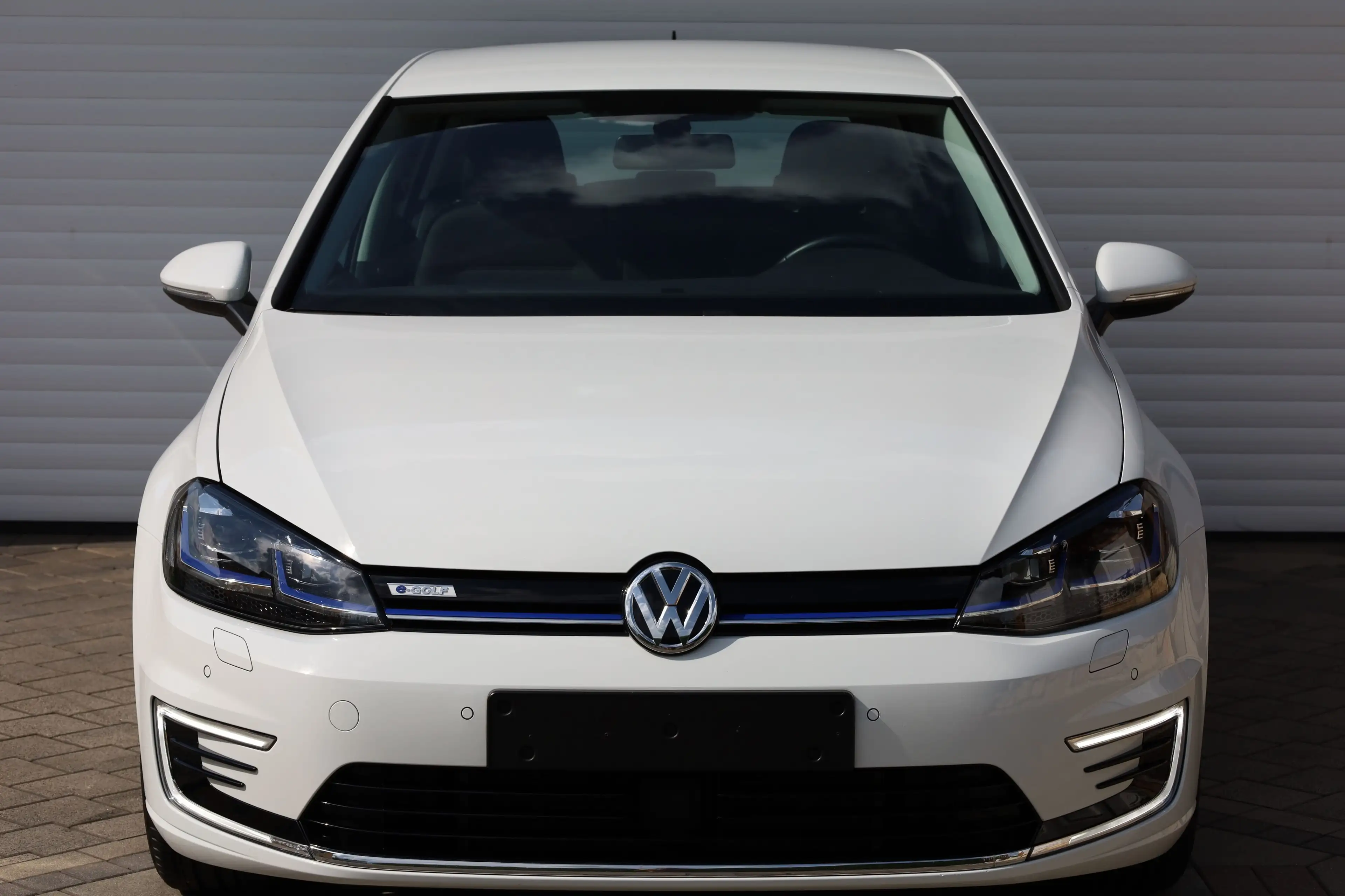 Volkswagen e-Golf COMFORT.*WÄRMEPUMPE-CCS-SHZ-KAMERA-NAVI-LED-APP — photo 2