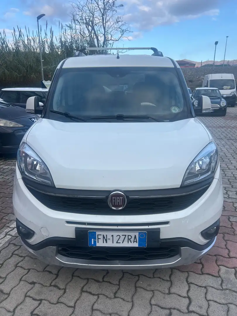 Fiat Doblo Trekking Weiß - 1