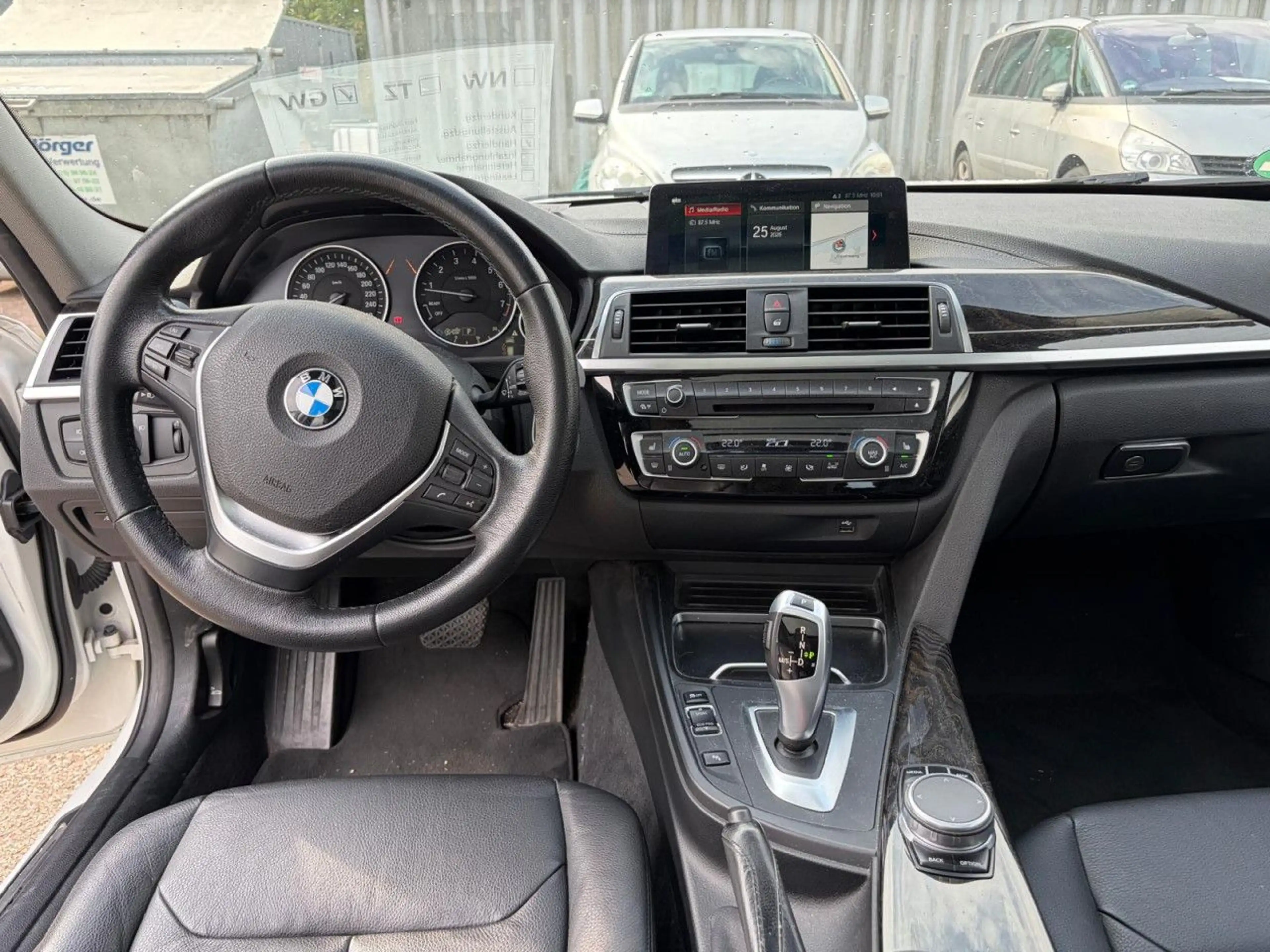 BMW 340 i T xDr Luxury HUD PanoD.Navi Adapt-LED.HiFi — photo 11