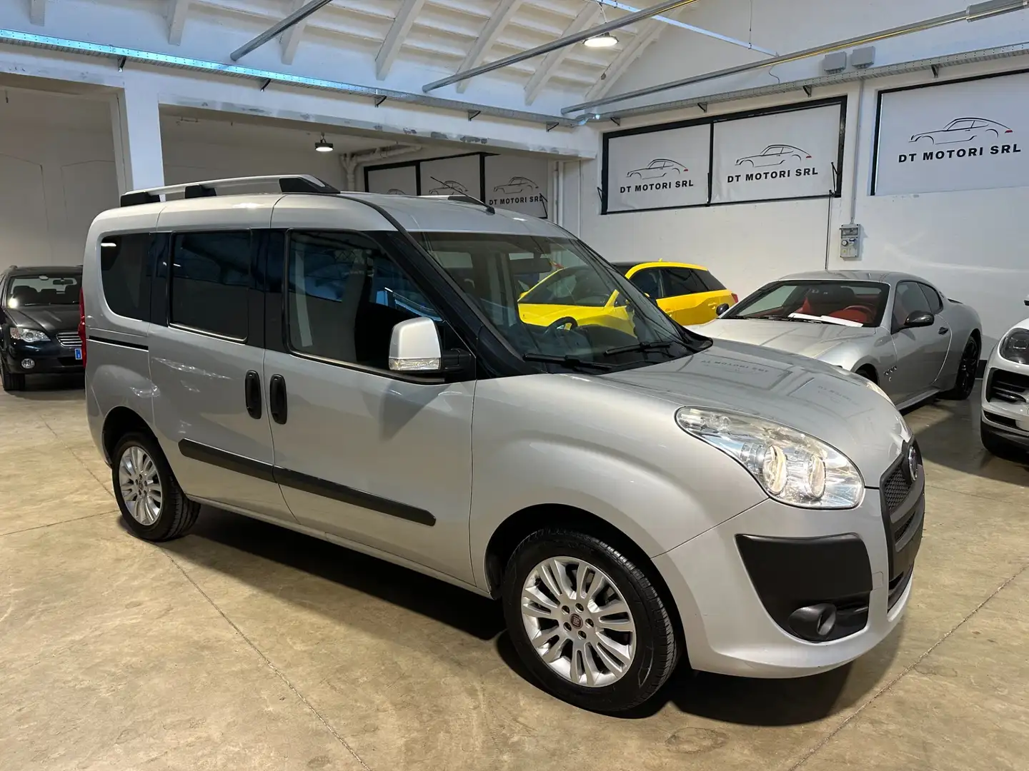 Fiat Doblo Doblò 1.4 - AUTOVETTURA 5 POSTI - E5 Gris - 1