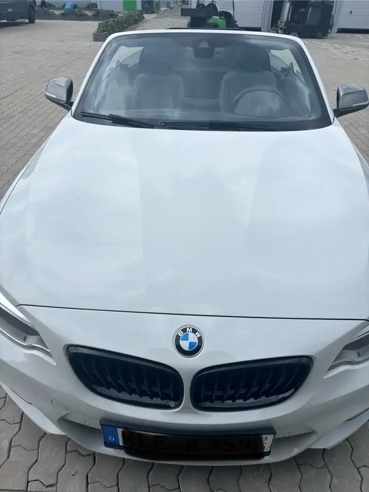 BMW 235