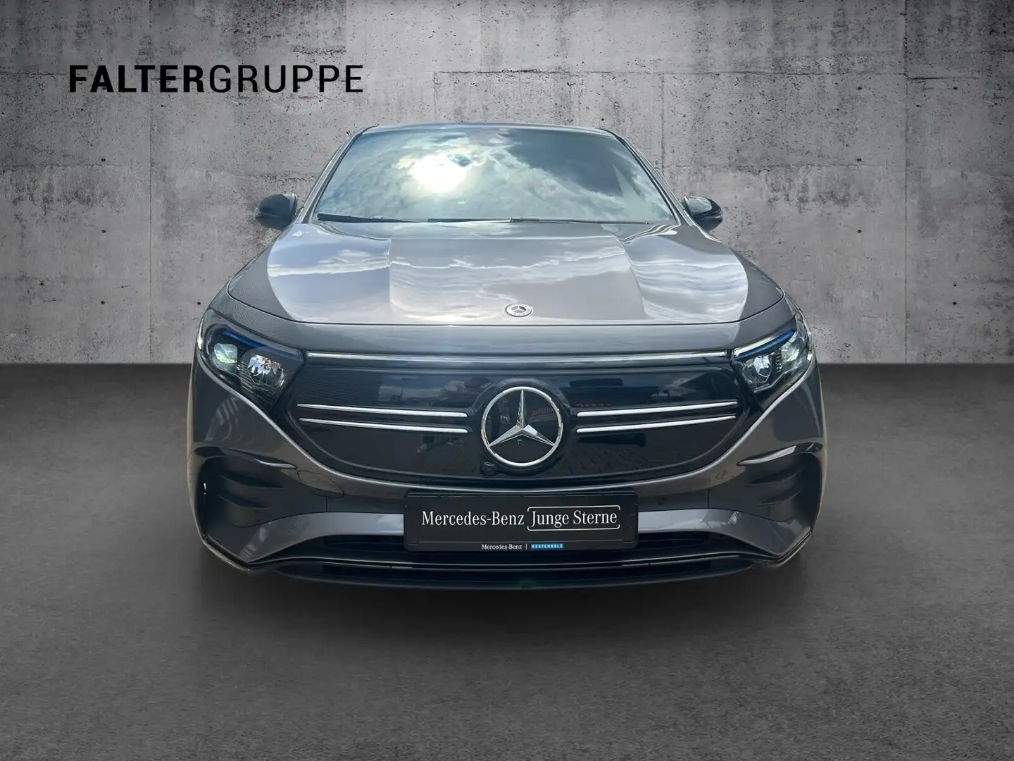 Mercedes-Benz EQA 350 EQA 350 4M AMG+NIGHT+BURME+KAMERA+AMBI+EASYP+TWA Grau - 2