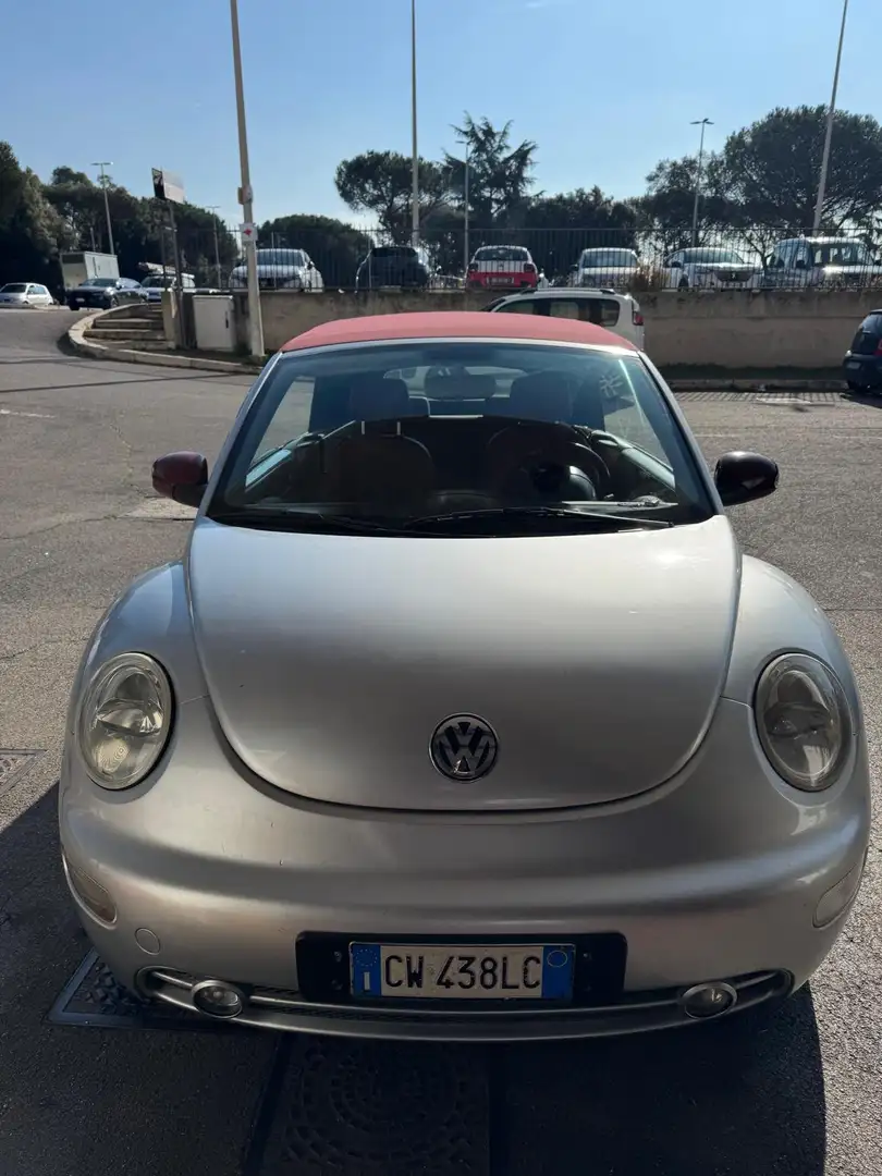 Volkswagen New Beetle New Beetle Cabrio 1.9 tdi 100cv Zilver - 2