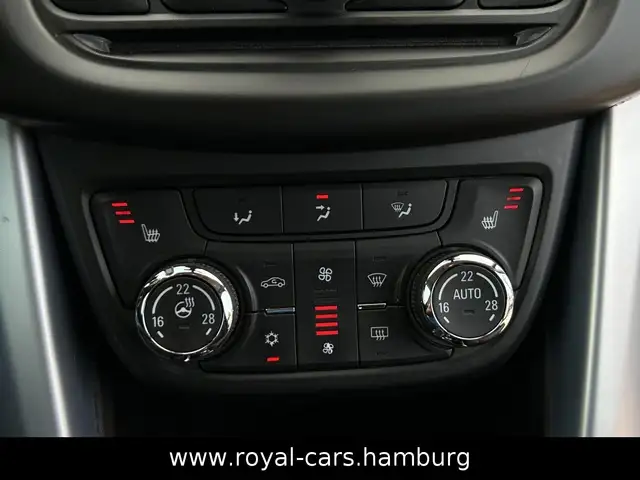 Opel Zafira Tourer view 27