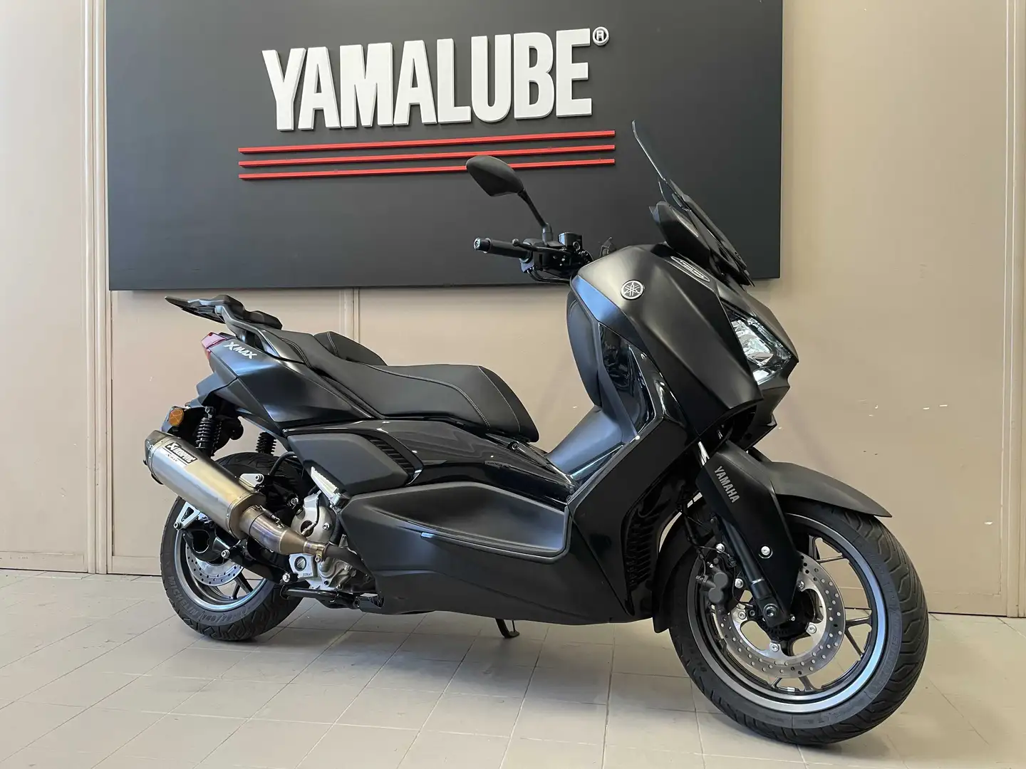 Yamaha X-Max 300 TECH MAX Marrone - 1