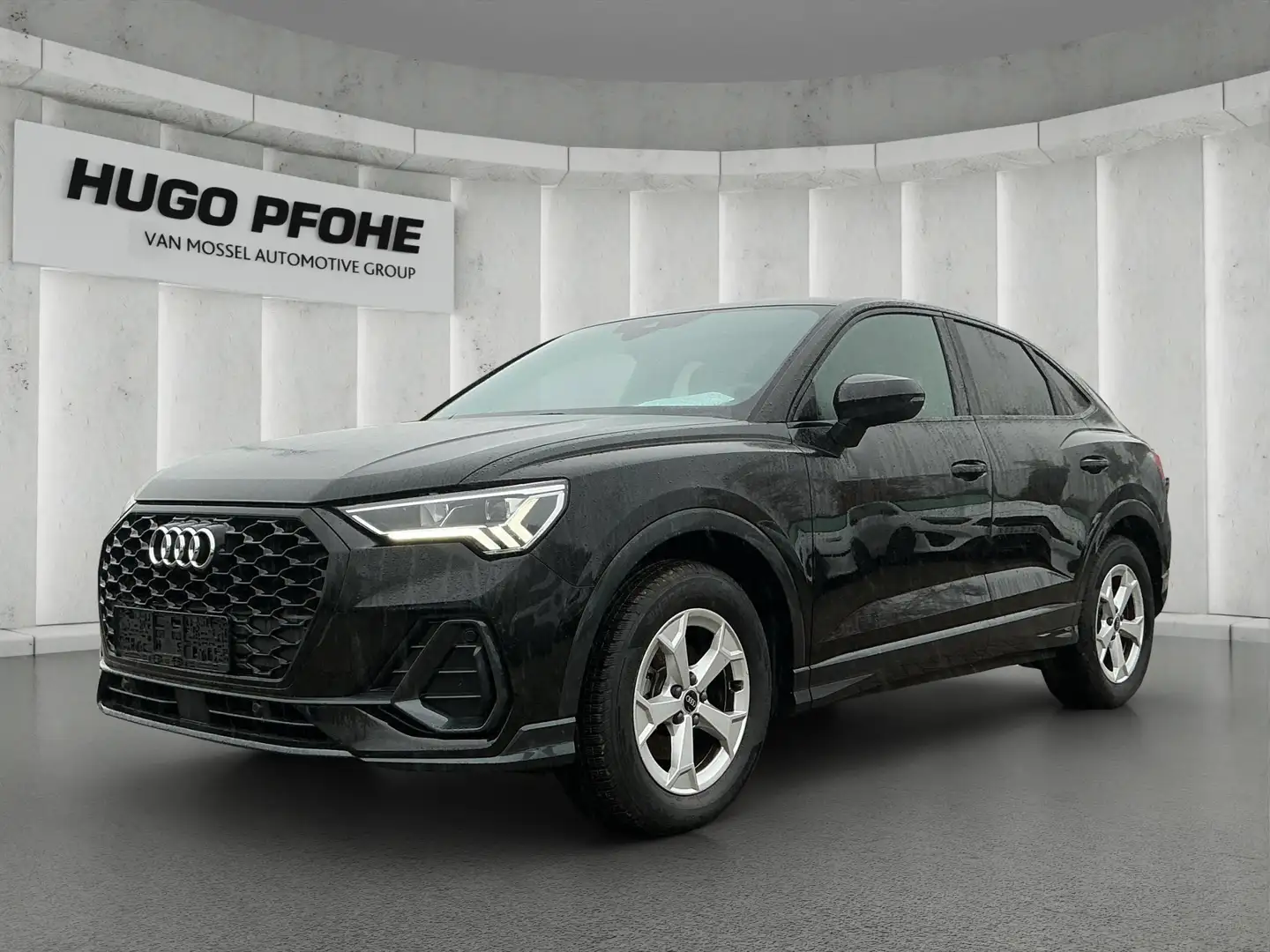 Audi Q3 Sportback 35 2.0 TDI Schwarz - 1