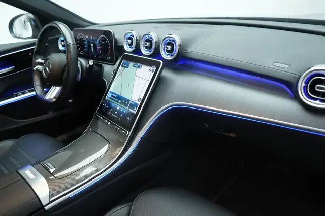 Mercedes-Benz C-Class view 8