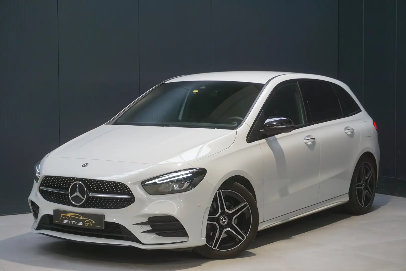 Mercedes-Benz B 200 d Automaat- AMG Pack- Navi- Cam- Led- Garantie! White - 1