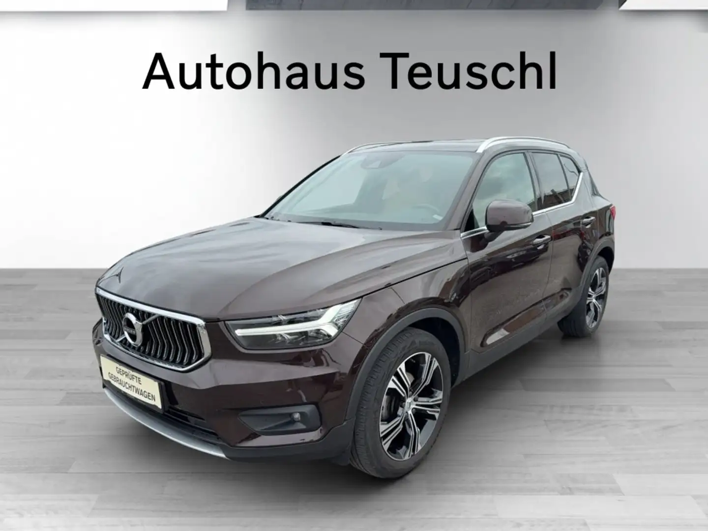Volvo XC40 D3 A Inscription Brun - 1